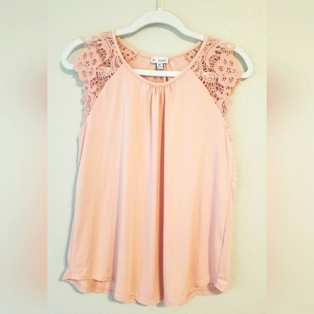 Soft flowy pink top Liv & Lottie